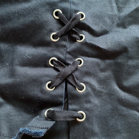 Forever 21 black laced skirt - Picture 2 of 4